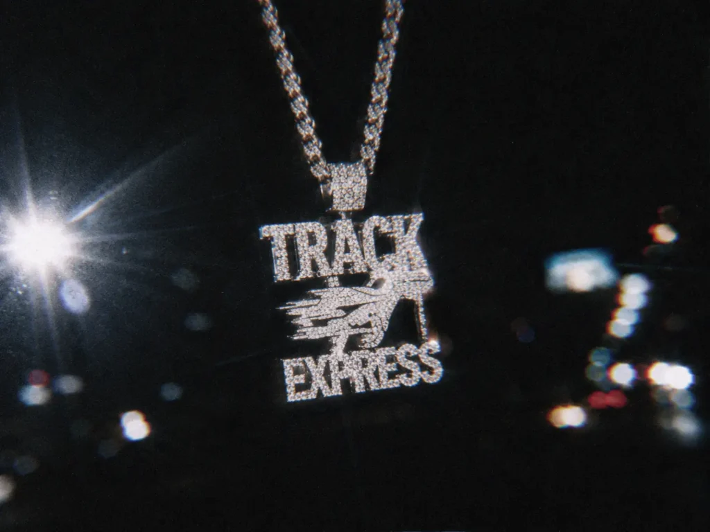 Personalisierte Rap Songs im modernen Hip Hop Stil mit TrackExpress Kette